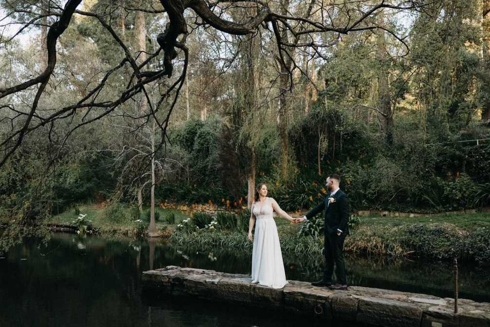 Elopements vs. Traditional Weddings: Why Adelaide Couples Are Choosing to Elope